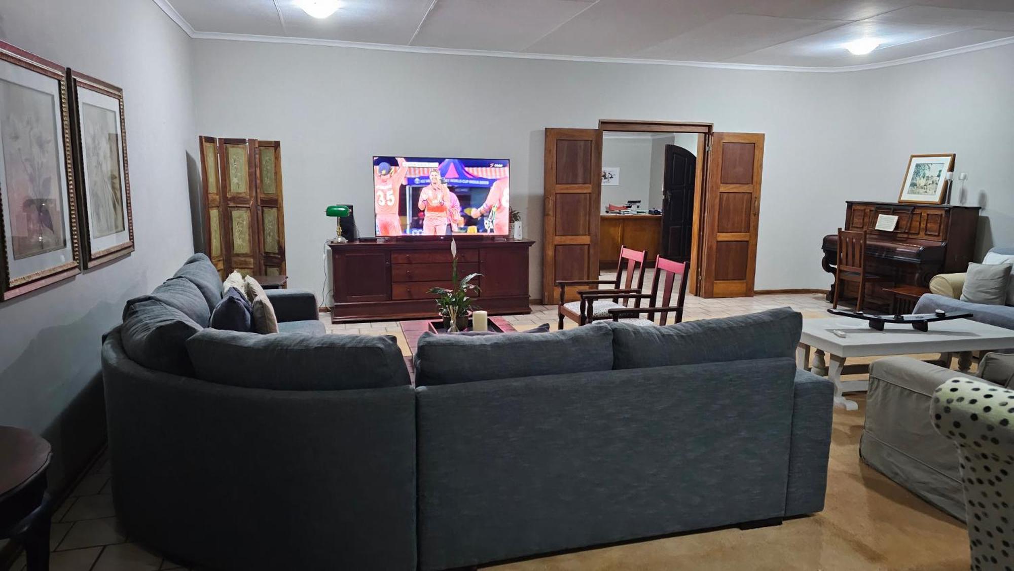 Pecan Farm Guesthouse Louis Trichardt Extérieur photo