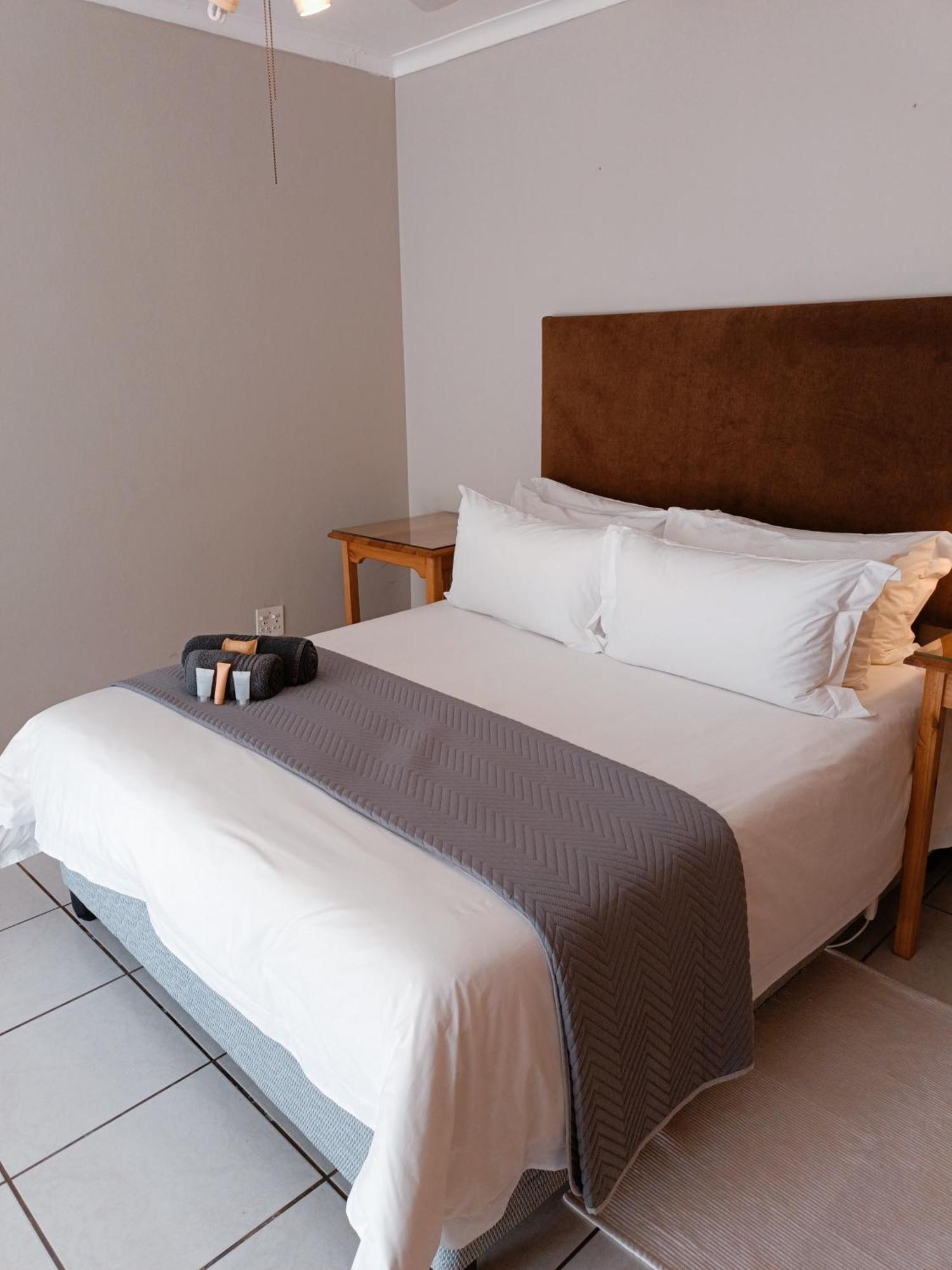 Pecan Farm Guesthouse Louis Trichardt Extérieur photo