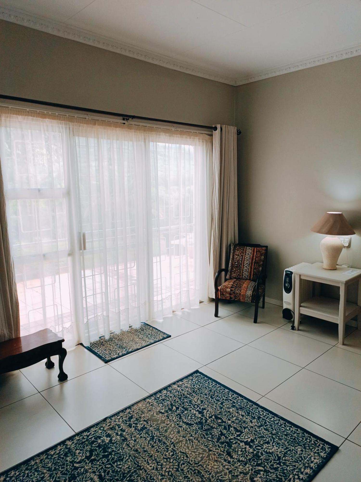 Pecan Farm Guesthouse Louis Trichardt Extérieur photo