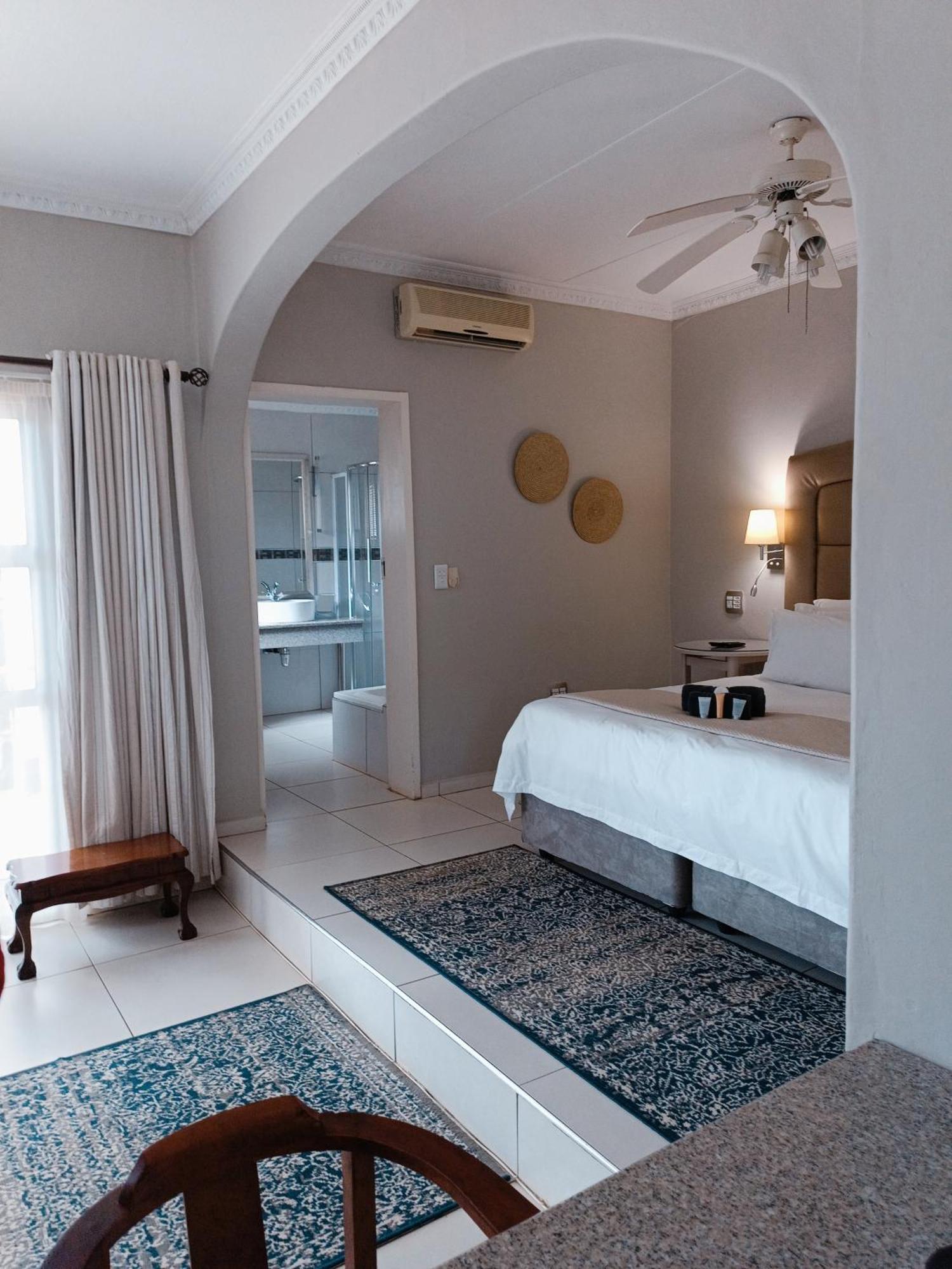 Pecan Farm Guesthouse Louis Trichardt Extérieur photo