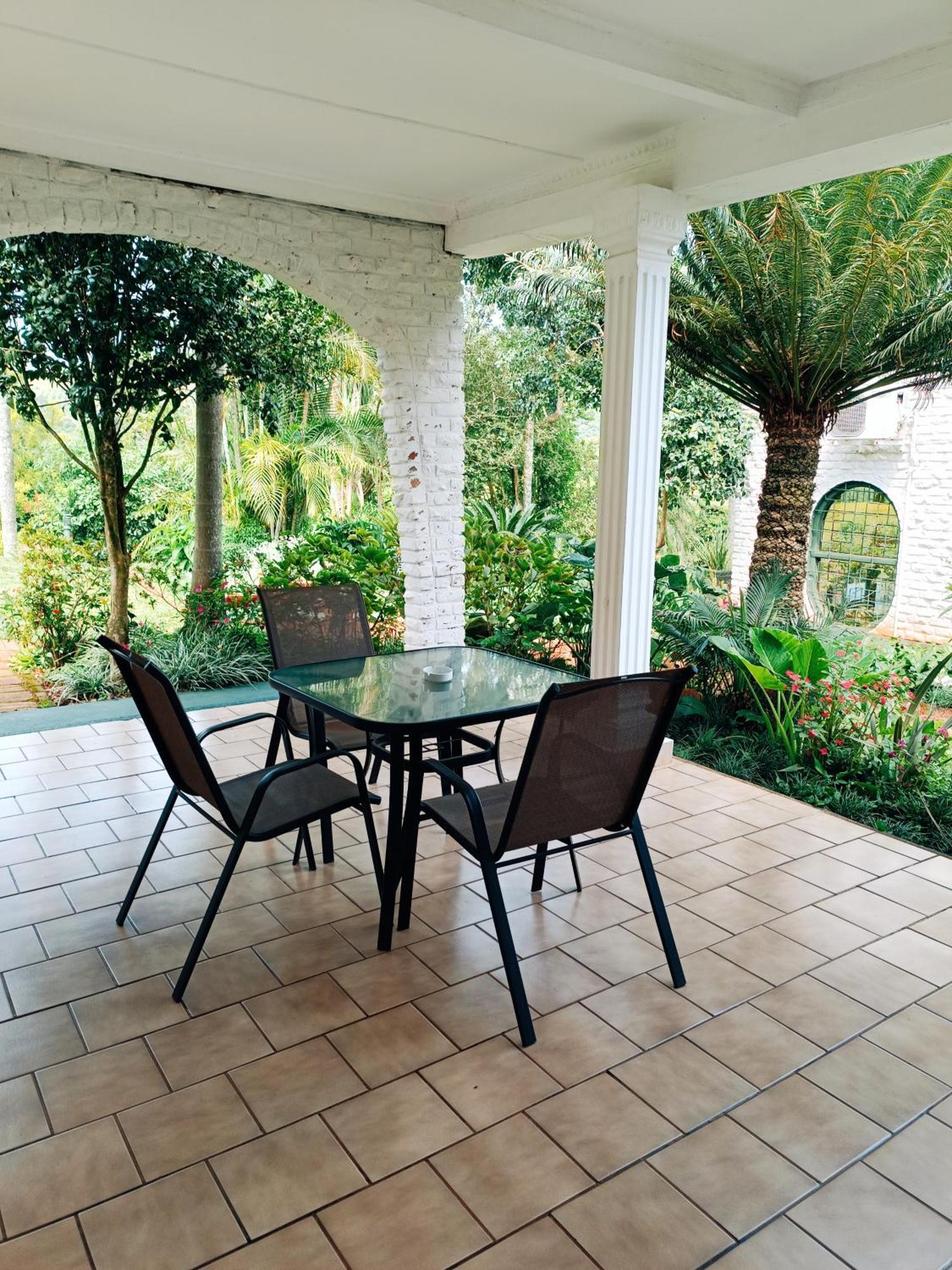 Pecan Farm Guesthouse Louis Trichardt Extérieur photo